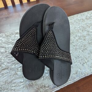 Cloudsteppers by Clarks Black Sandals with Studded Design